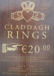 Claddagh Ring Sign