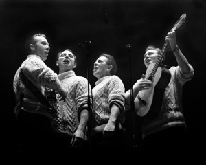From left to right: Tommy Makem, Paddy Clancy, Tom Clancy, Liam Clancy Source: http://www.thekilkennys.com/a-tribute-to-the-clancy-brothers-by-the-kilkennys